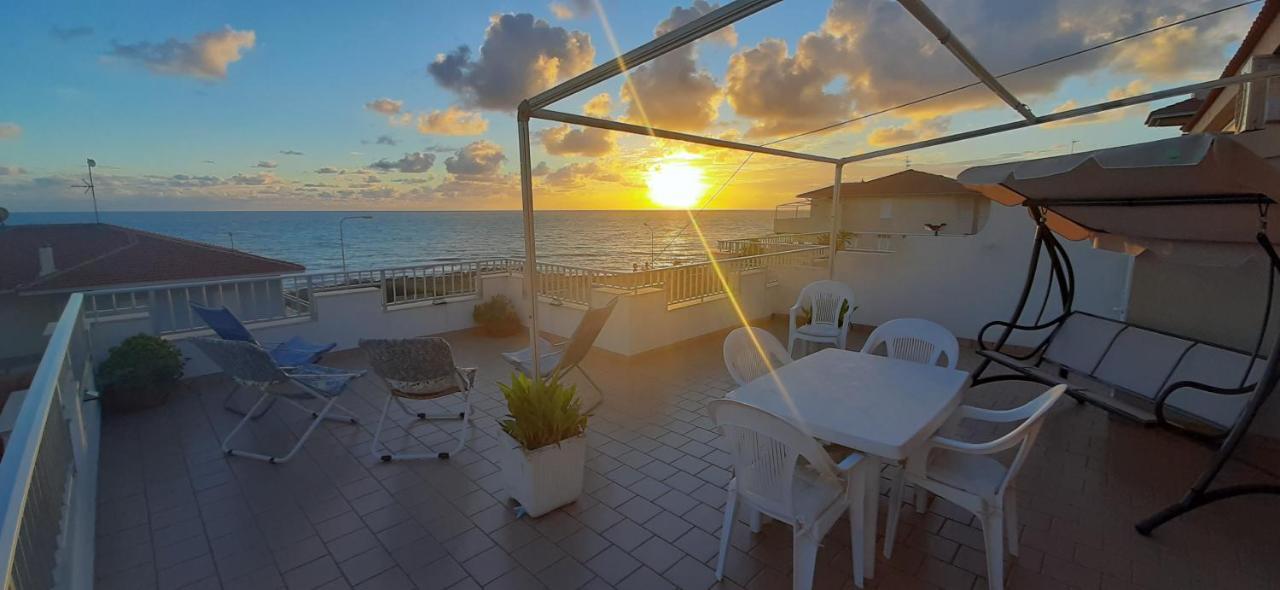 Attico Bellavista Villa Marina di Ragusa Exteriör bild